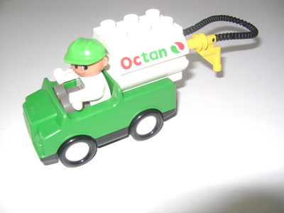 Groene Octantankwagen met 