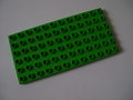 6 x 12 licht groene noppen plaat