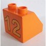 2-nops schuin oranje blokje met cijfer: "12"