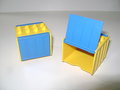 Blauwe-gele-container